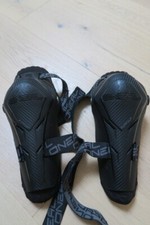 O´NEAL PUMPGUN MX Knieschützer Kinder Carbon Look