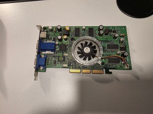 Geforce4 4200 defekt - -,