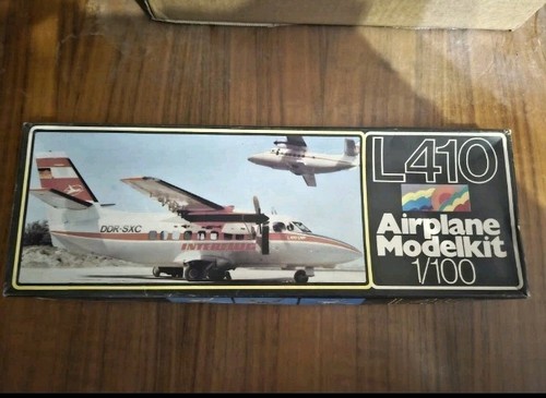 L410 airplane model kit - airplane, 1/100