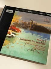 Autumn seattle xrcd2 - autumn, in
