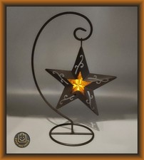 WEIHNACHTEN - Teelicht-Halter - Hängender Stern - Mit orangenem Glaseinsatz