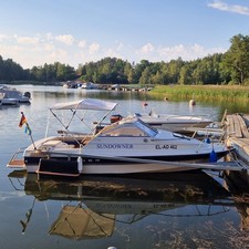 Motorboot, Sportboot Bayliner Capri 1952 Sundowner