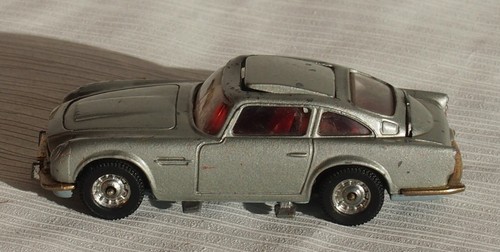 Aston martin db5 - james, bond