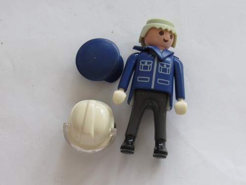 Playmobil mann feuerwehrmann - playmobil©,