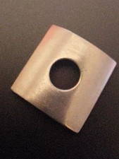 Charlotte Ehinger Schwarz - Rarität: silberne Scheibe, quadratisch, gebogen