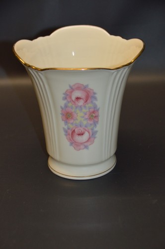 Porzellan vase jahre zeh - -,