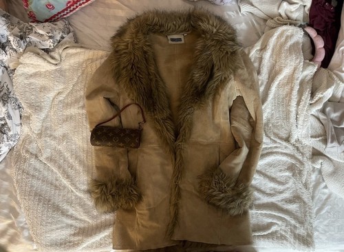 Oakwood true vintage fur coat - vintage,