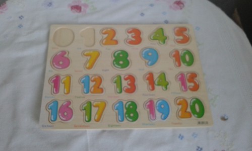 Zahlen puzzle aus holz - aus,