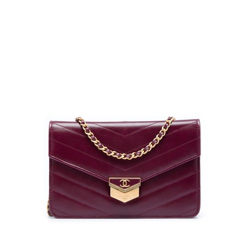 Chanel chevron calfskin medal - chevron,