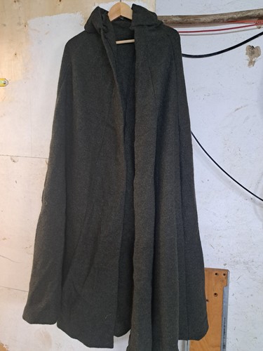 Mittelalterlicher mantel - mittelalterlicher,