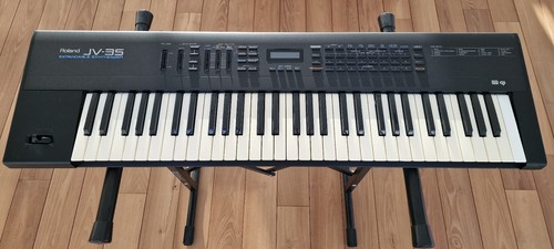 Roland synthesizer 35 - roland,