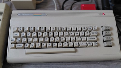 Commodore 64 brotkasten - 64,