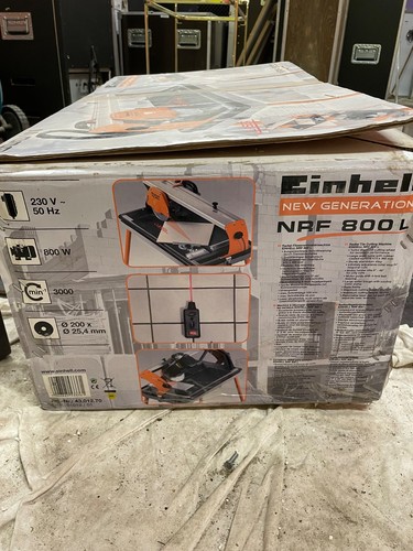 Fliesenschneidmaschine