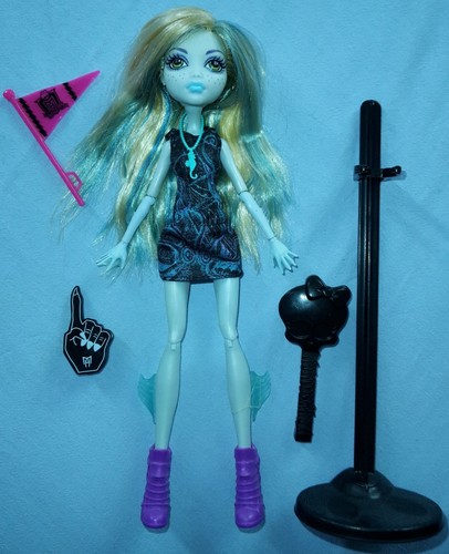 Are monster high puppe - are,