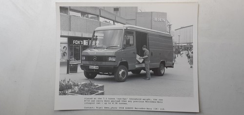 Mercedes benz 811 - mercedes-benz:,