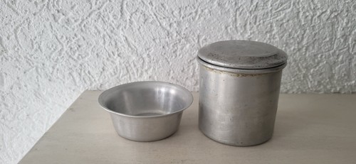 Alter puppen kochtopf und - puppen,