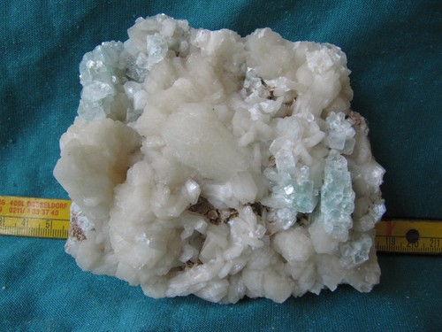Mineralien stilbit - mineralien:,