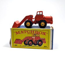 Matchbox Lesney No 69 Hatra Tractor Shovel Orange - Original Box Made in England