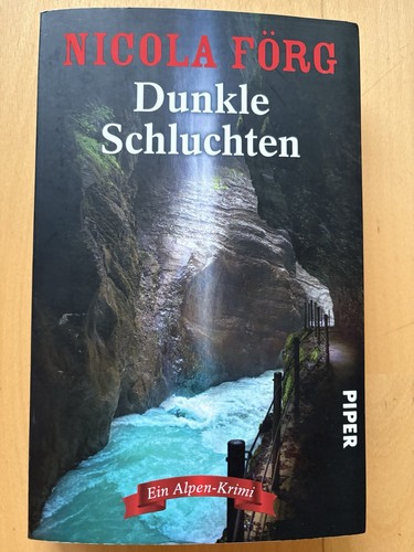 Nicola förg dunkle - förg,