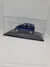 Mercedes A-Klasse A140 W168 blau Herpa 1:43 Modellauto Box B66005737