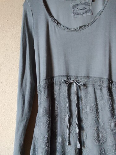 Zweilagiges kleid von - zweilagiges,