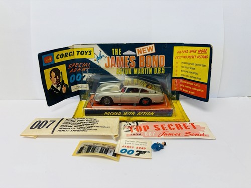 Corgi toys 270 james - toys,