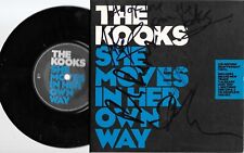 THE KOOKS - she moves in her own way  - 7"-Vinyl . Fully SIGNED AUTOGRAMM