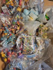 3,4 kg verschiedene Ü-Ei Figuren Konvolut Dachbodenfund Überraschungseier etc.