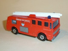 MATCHBOX SUPERFAST MERRYWEATHER FIRE ENGINE No. 35, unbespielt