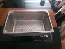 GN  Behälter   Gelocht Edelstahl 53 X 32.5 X 20cm Tief Gebraucht GN1/1