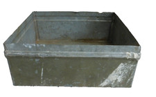 alte Dose Schachtel Schale rostig Eisenkiste Kiste eckig ? Fach Lade Blechkiste