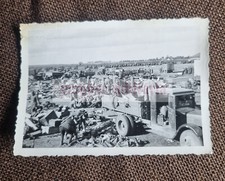 Original Foto WK2 Abrüstungsplatz Schrottplatz Wrack LKW Teile A007-3