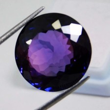 Natürlich 7.10 Karat Lila