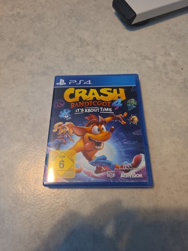 Crash bandicoot it s - -, it´s
