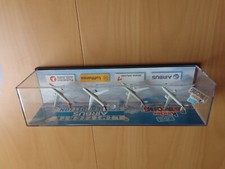 Ü ei Diorama Flugzeuge Airbus A 330 - 300 Sonderedition 2013