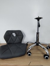 Charles Jacobs statischer Drehstuhl geometrisches Design höhenverstellbar