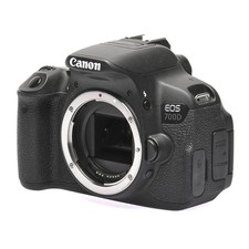 Canon EOS 700D ca. 18.000