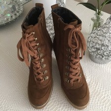 Stiefelette mit Absatz Gr 37 Farbe Cognac Ungetragen 