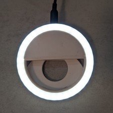LED Ringleuchte Ø ca. 8,2 cm weiß