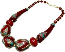 Handgefertigte bunte Perlen