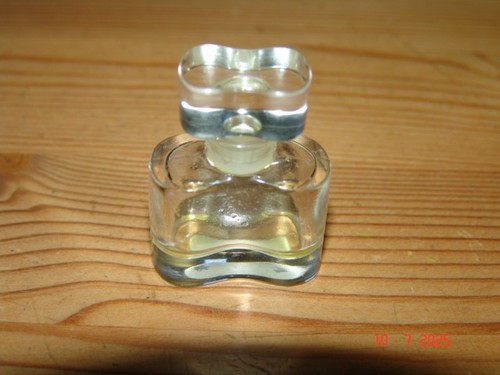 Estee lauder white linen - ",