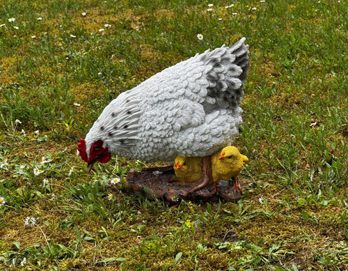 Gartenfigur henne mit - gartenfigur, küken