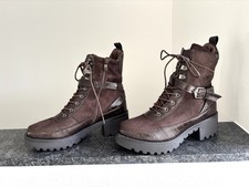 Braune Damen Stiefel Desert