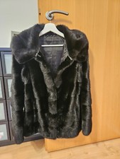 nerzmantel schwarz. Gr. xs