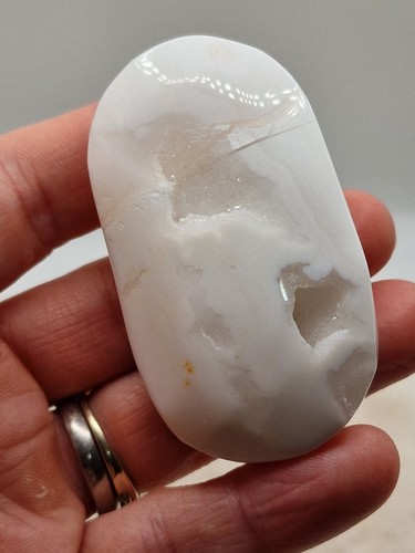 53g druzy white - druzy,