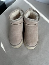 UGG Australia Damen