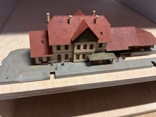 Kibri P 529, Bahnhof inBesuchen  Spur Z, aus Bausatz