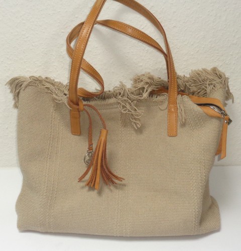 Emily noah shopper - &,