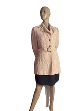 Zartrosa Brokatjacke mit