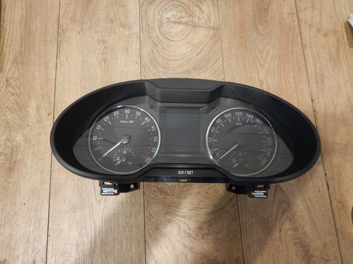 Kombiinstrument tacho skoda - kombiinstrument,